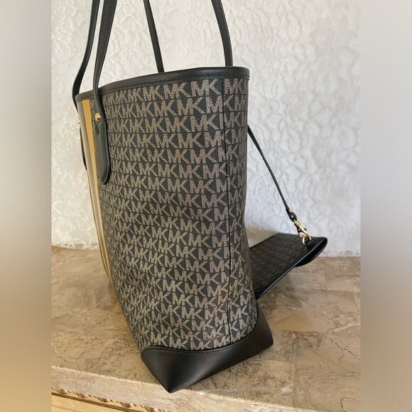 XL MICHAEL KORS black gold crossgrain tote and wristlet - Picture 4 of 9